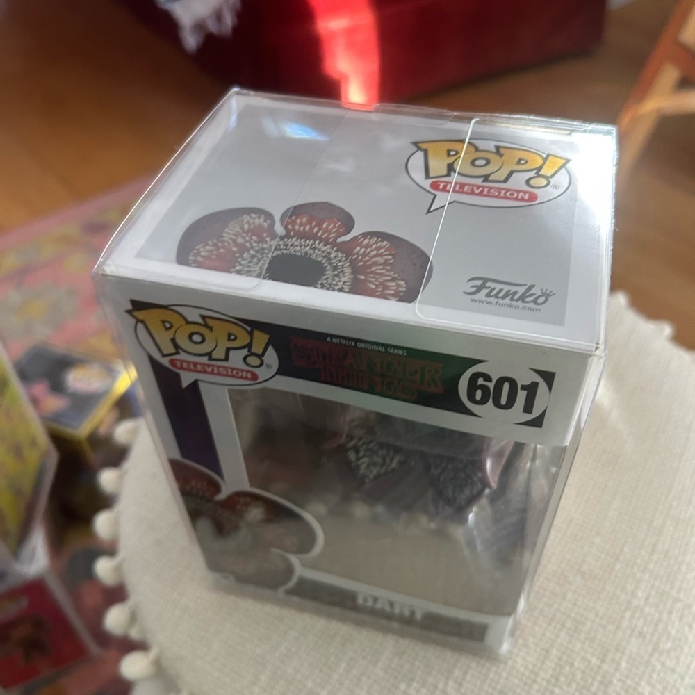 Funko Pop! Vinyl: Stranger Things - Demogorgon (Dart) #601 - Picture 6 of 8